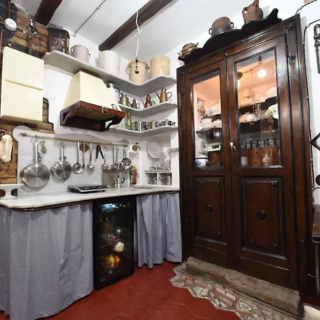 아파트 La Casa Dei Custodi Del Duca Ruffo Di Bagnara 나폴리