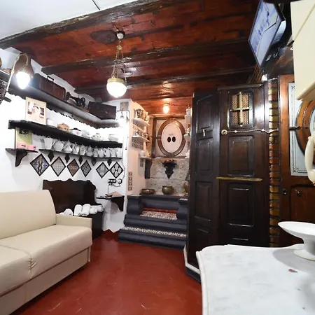 La Casa Dei Custodi Del Duca Ruffo Di Bagnara