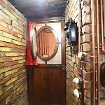 La Casa Dei Custodi Del Duca Ruffo Di Bagnara * Neapol